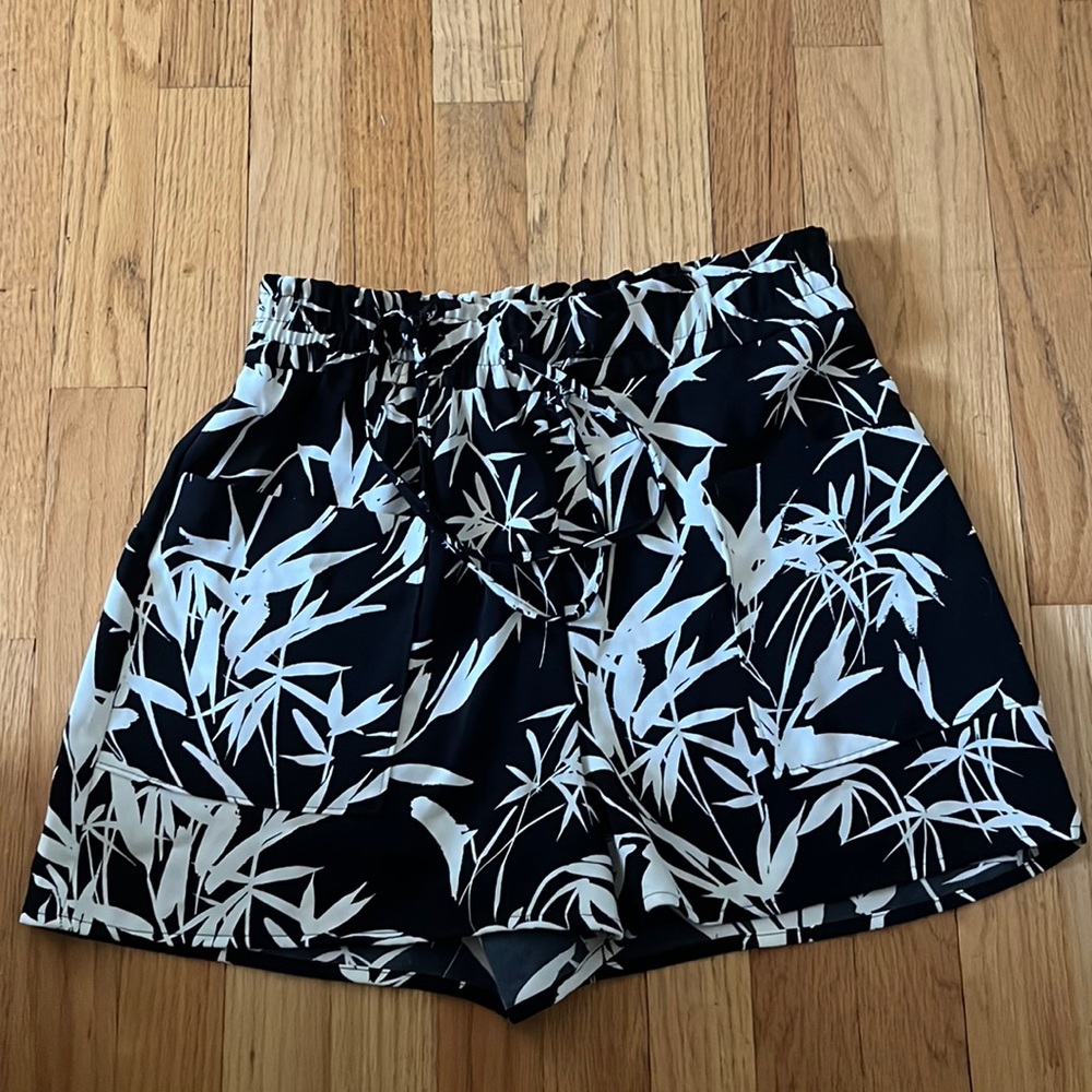 EXPRESS DRESS SHORTS